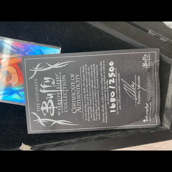 RARE Buffy The Vampire Slayer Ultimate Collection Trading Card Set Wood Coffin - Picture 4 of 8